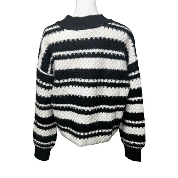 Jessica Simpson Croped Black & White Striped Textured Sweater Large - Picture 5 of 13